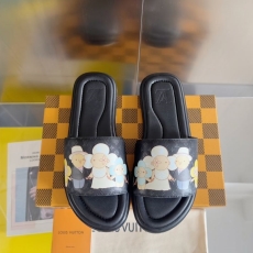 Louis Vuitton Slippers